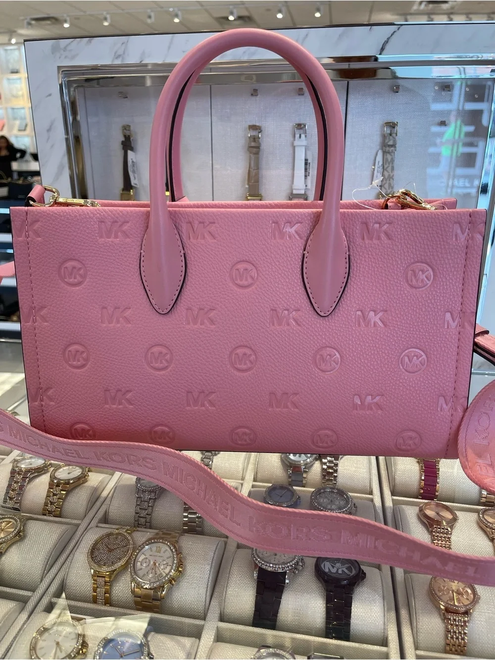 Michael Kors Mirella Md Logo Debossed Satchel Shoulder Tote Handb
Carnation
NWT - Picture 10 of 16